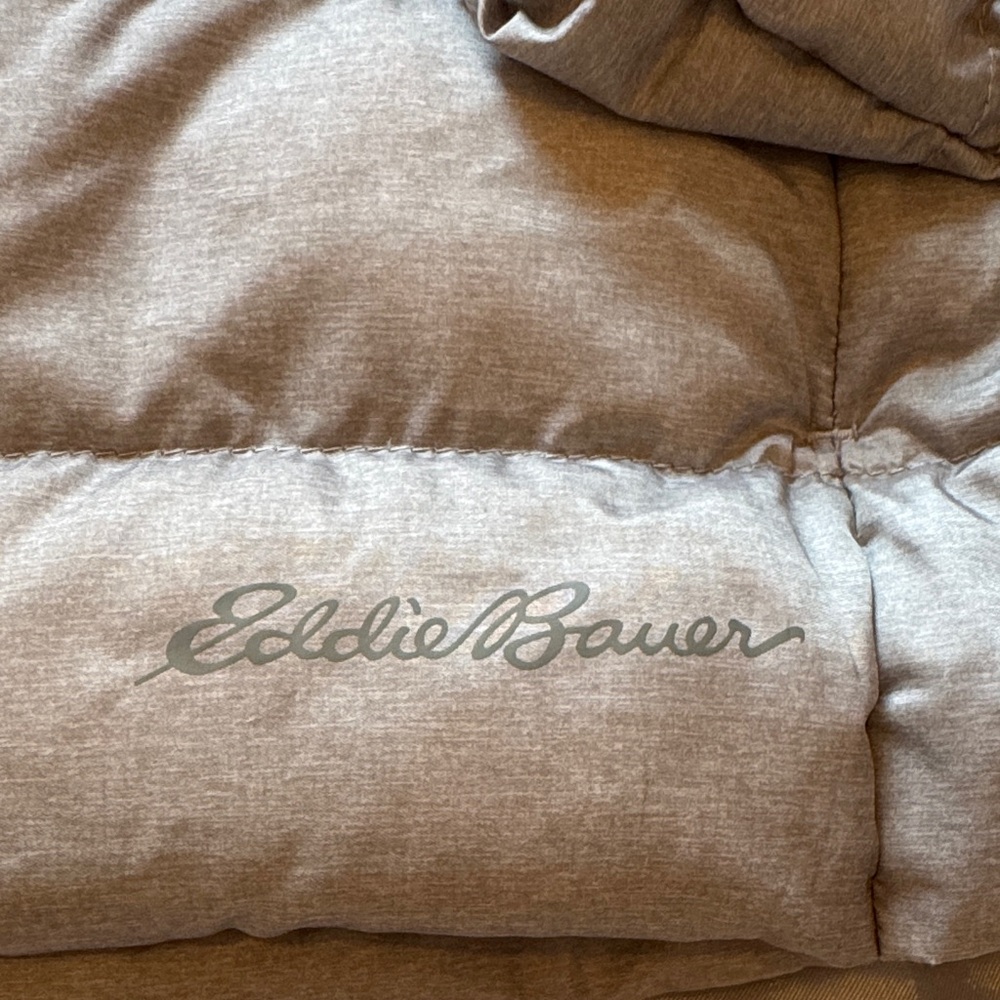 Light Silver Quilted Puffer Jacket - image 3